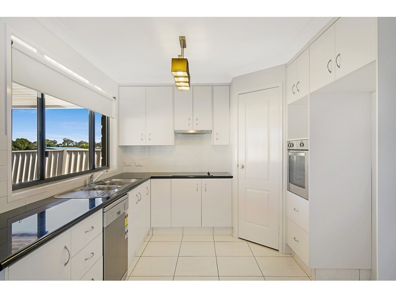 17 Whitman Street, Westbrook QLD 4350