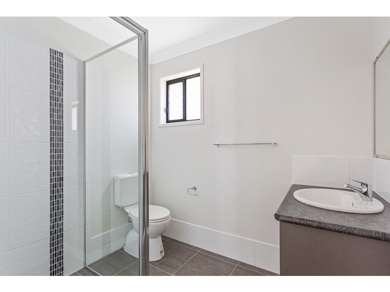 2B Nash Drive, Glenvale QLD 4350