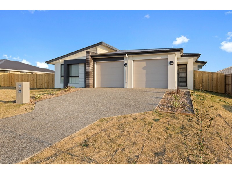 2/5 Magpie Drive, Cambooya QLD 4358