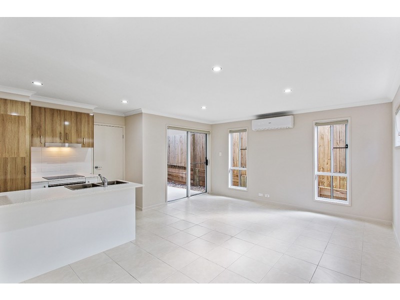 1/18-20 Victory Street, Newtown QLD 4350