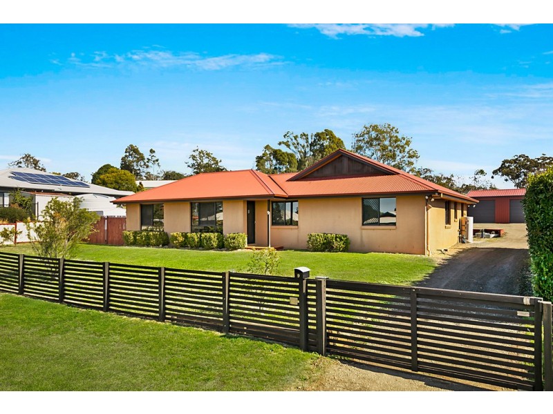 9 Kurrajong Court, Meringandan West QLD 4352