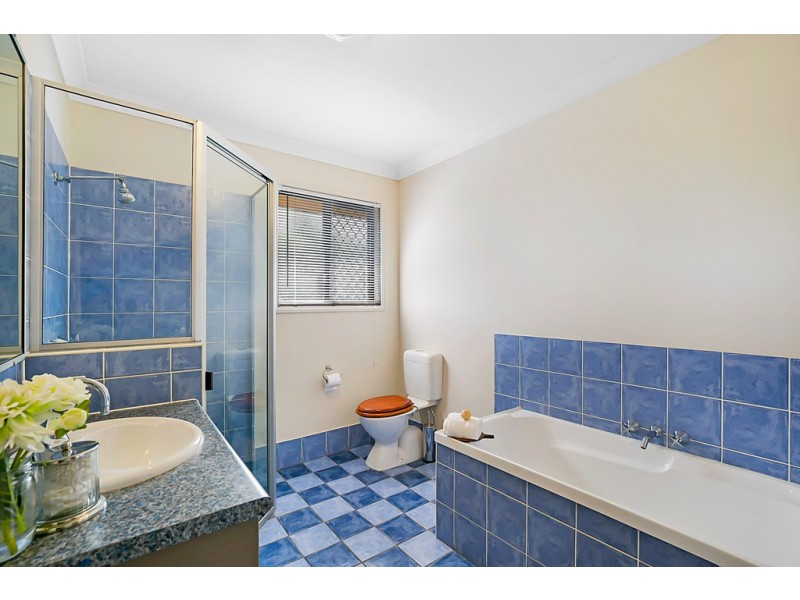 9 Kurrajong Court, Meringandan West QLD 4352