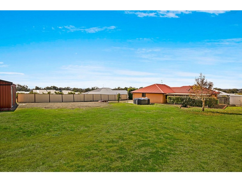 9 Kurrajong Court, Meringandan West QLD 4352