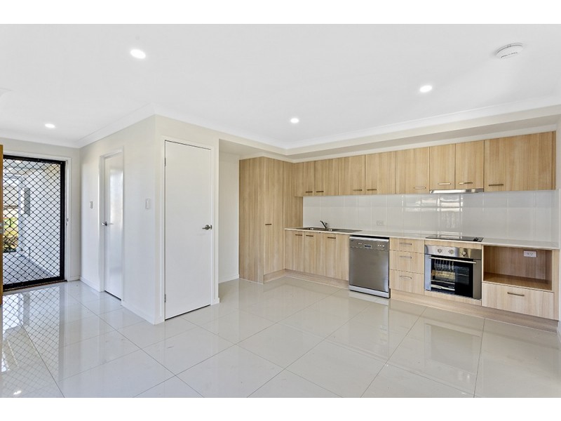 2/28 Magpie Drive, Cambooya QLD 4358
