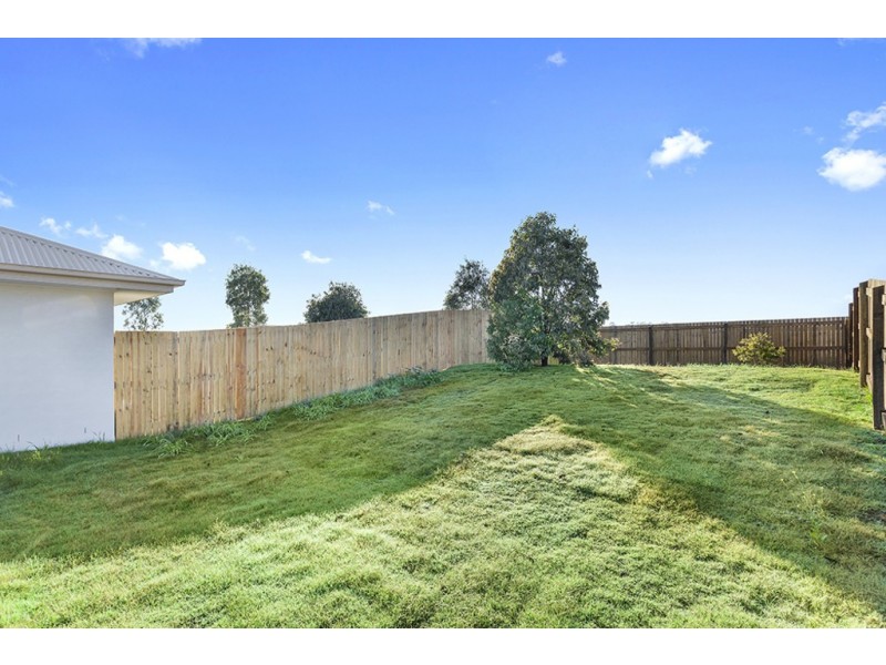 2/28 Magpie Drive, Cambooya QLD 4358