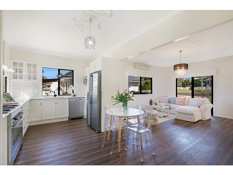 175 Taylor Street, Wilsonton QLD 4350