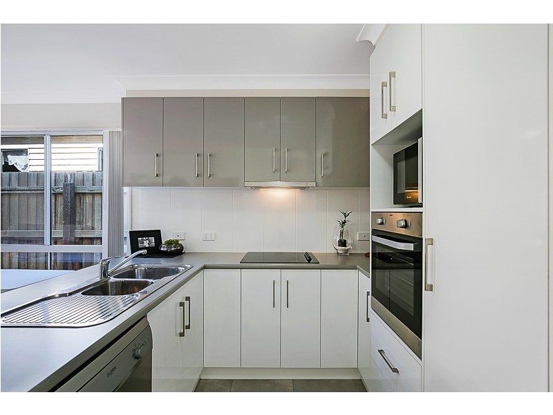5/240 Bridge Street, Newtown QLD 4350