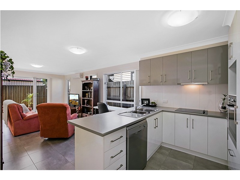 5/240 Bridge Street, Newtown QLD 4350