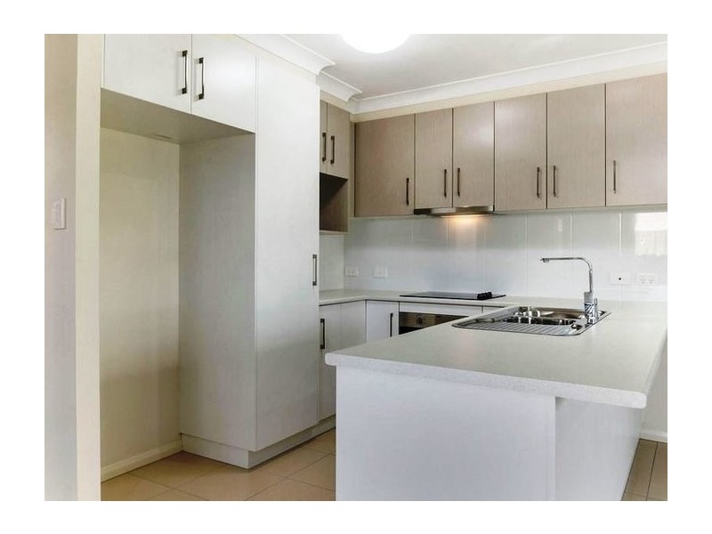 Unit 1/270a Bridge Street, Newtown QLD 4350