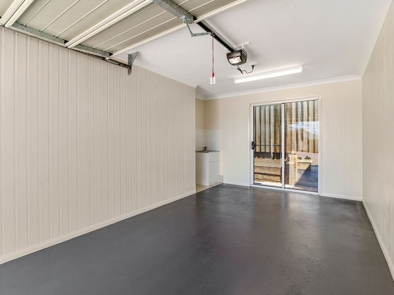 Unit 1/270a Bridge Street, Newtown QLD 4350