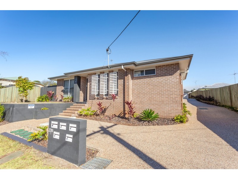 Unit 1/270a Bridge Street, Newtown QLD 4350
