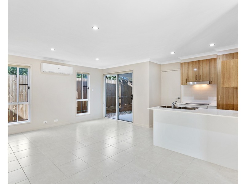 Unit 2/18 Victory Street, Newtown QLD 4350