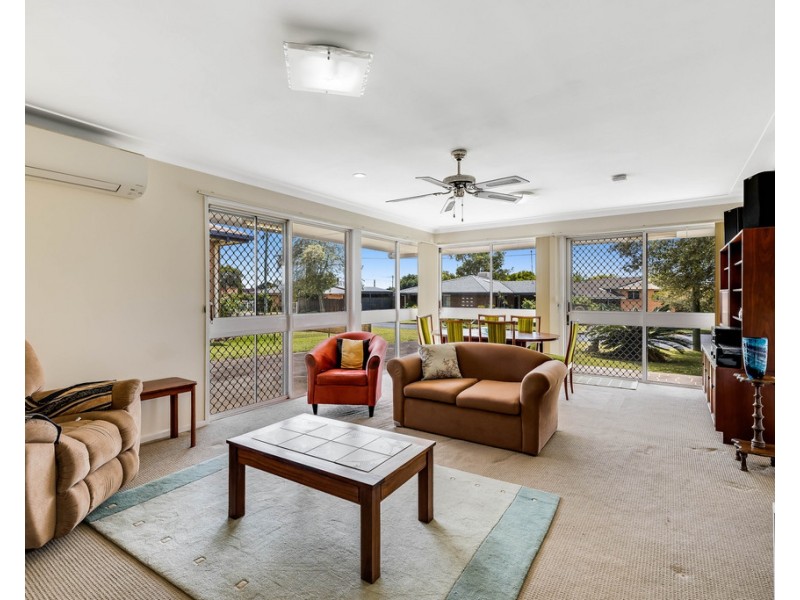 24 Corriedale Crescent, Harristown QLD 4350