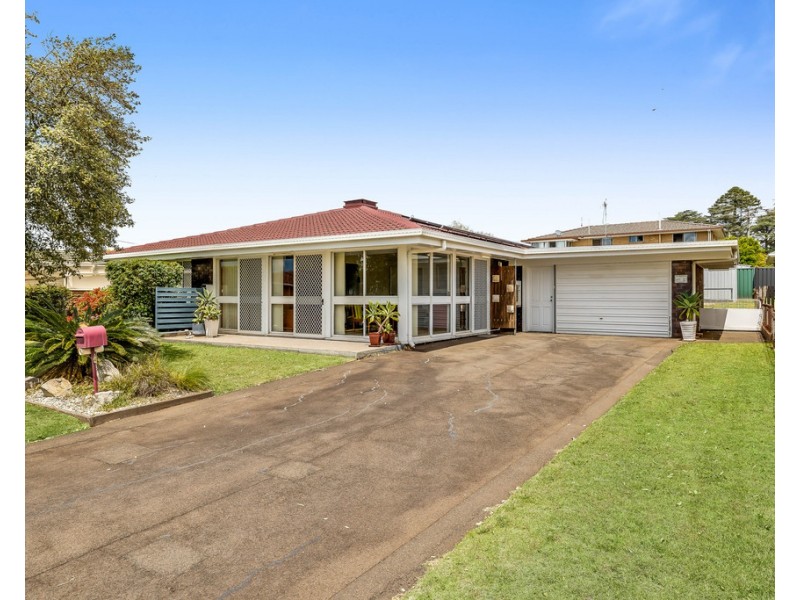 24 Corriedale Crescent, Harristown QLD 4350