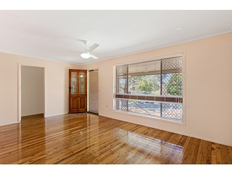 47 Debra Street, Centenary Heights QLD 4350