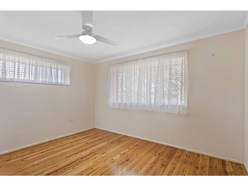 47 Debra Street, Centenary Heights QLD 4350