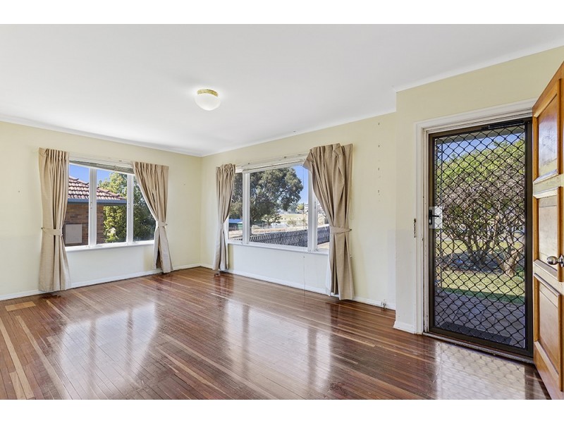 115 Long Street, South Toowoomba QLD 4350