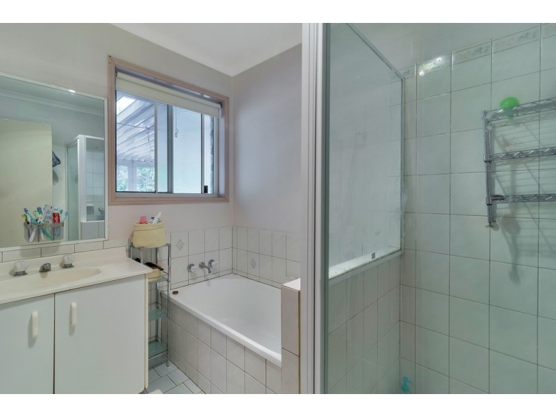 8 Jade Close, Darling Heights QLD 4350