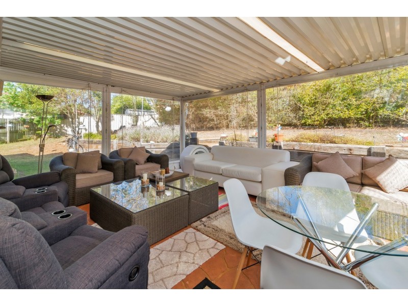 8 Jade Close, Darling Heights QLD 4350