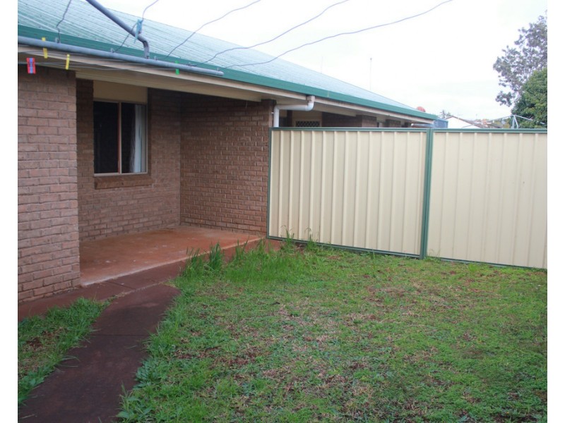 Unit 1/5 Fleet Street, Darling Heights QLD 4350