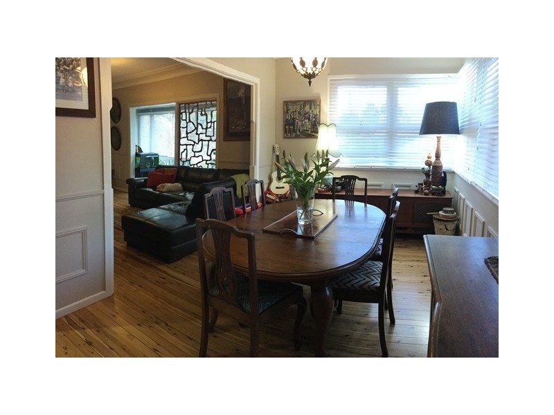 12 Perry Street, Harlaxton QLD 4350