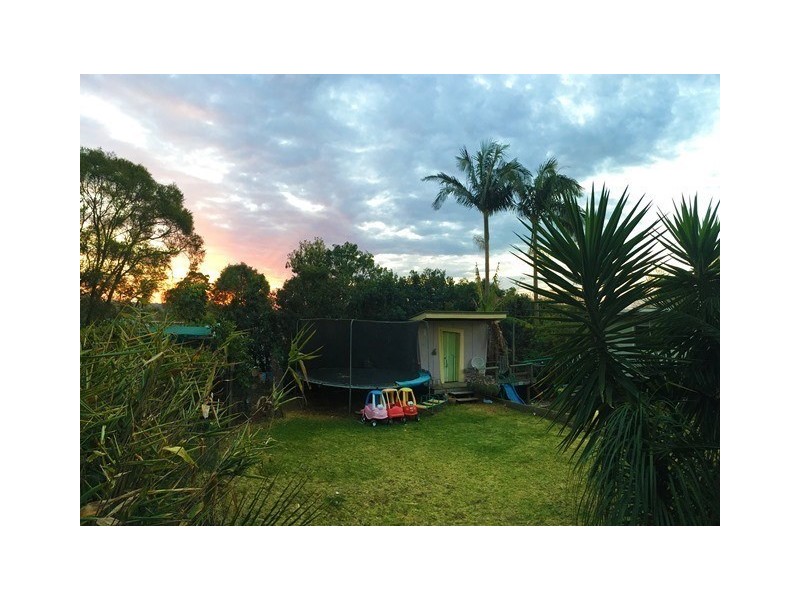 12 Perry Street, Harlaxton QLD 4350