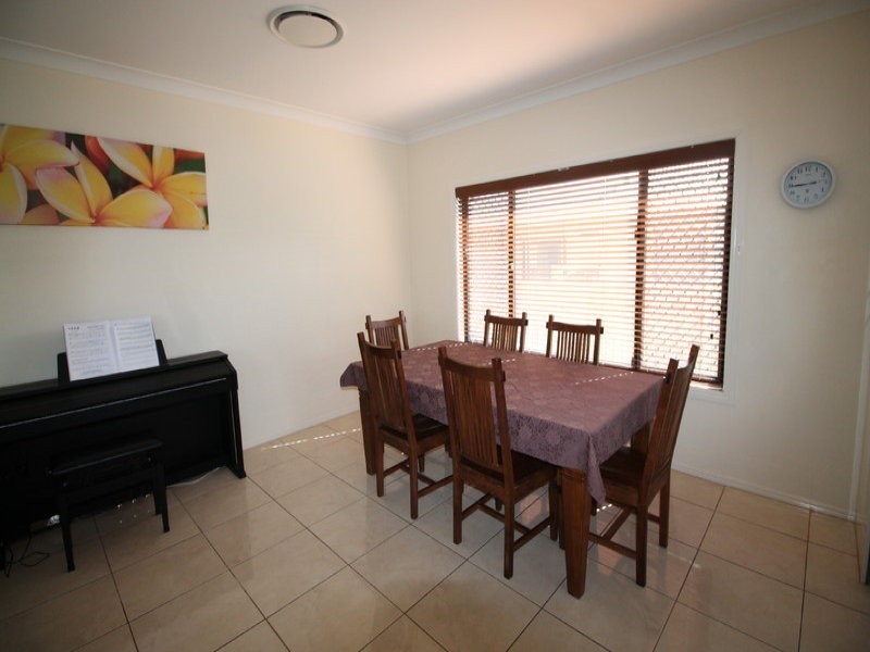 3 Willowburn Drive, Rockville QLD 4350
