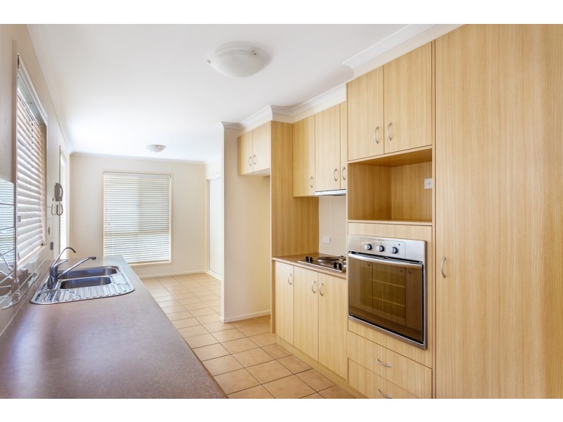 Unit 79/303 Spring Street, Kearneys Spring QLD 4350