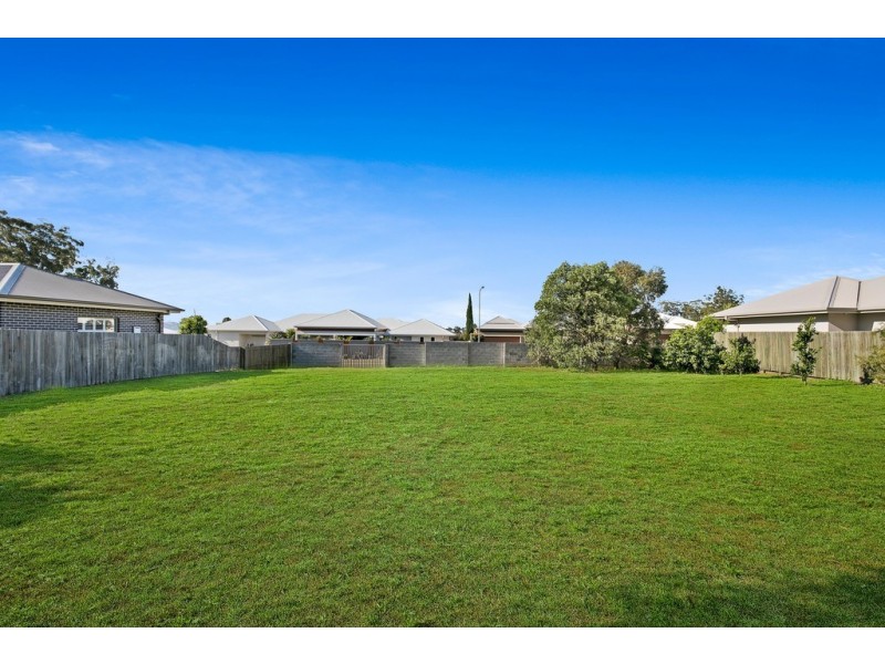 10 Colman Drive, Middle Ridge QLD 4350