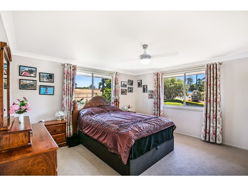 155 Stephen Street, Harristown QLD 4350