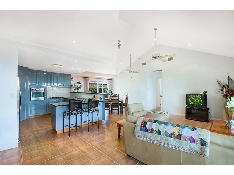 3 Lincoln Close, Middle Ridge QLD 4350