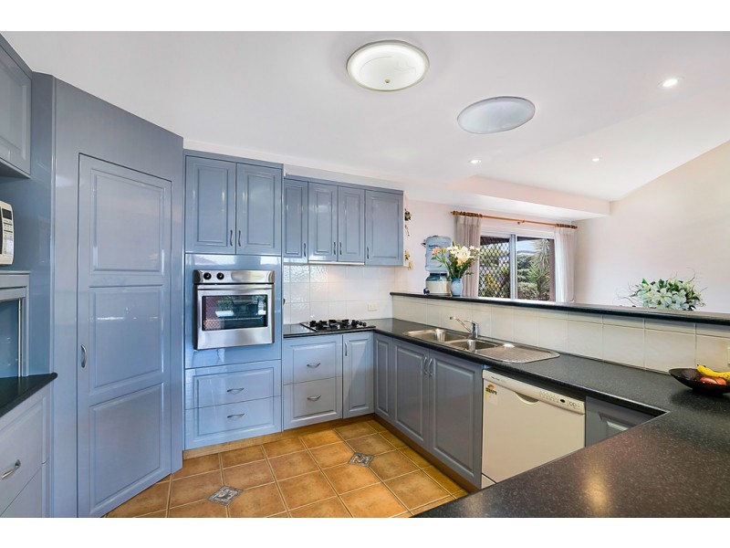 3 Lincoln Close, Middle Ridge QLD 4350