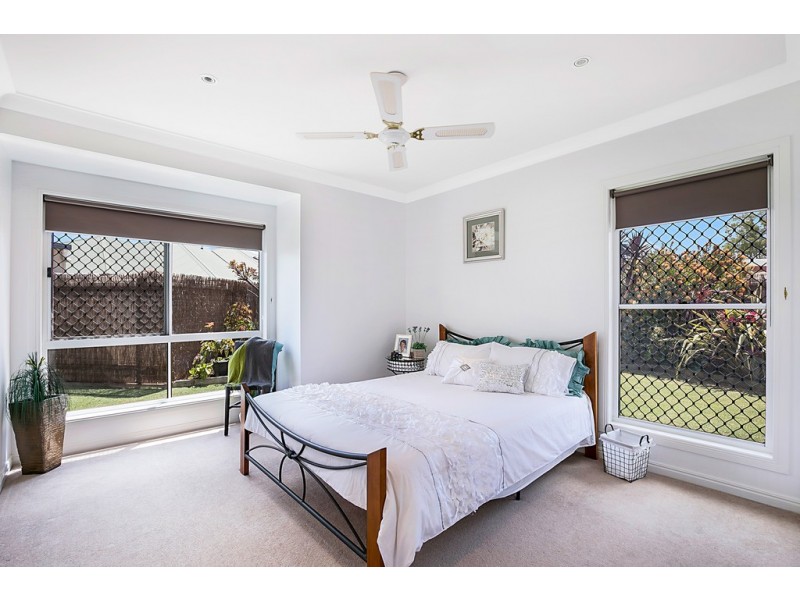 3 Lincoln Close, Middle Ridge QLD 4350