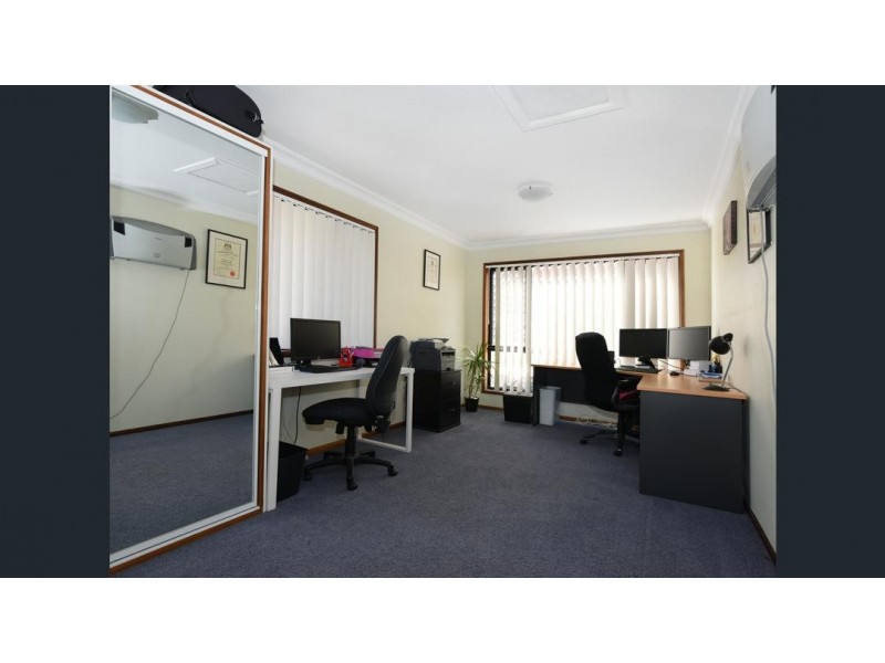 12 Kauri Street, Kearneys Spring QLD 4350
