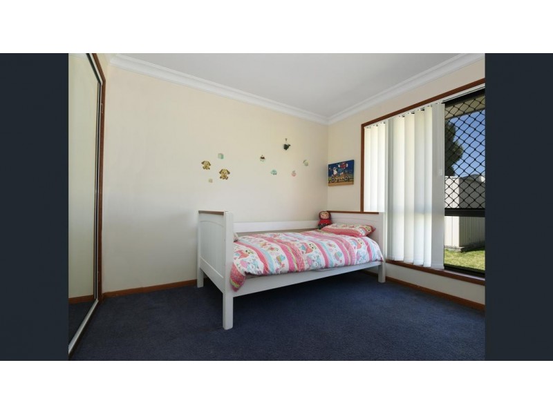 12 Kauri Street, Kearneys Spring QLD 4350
