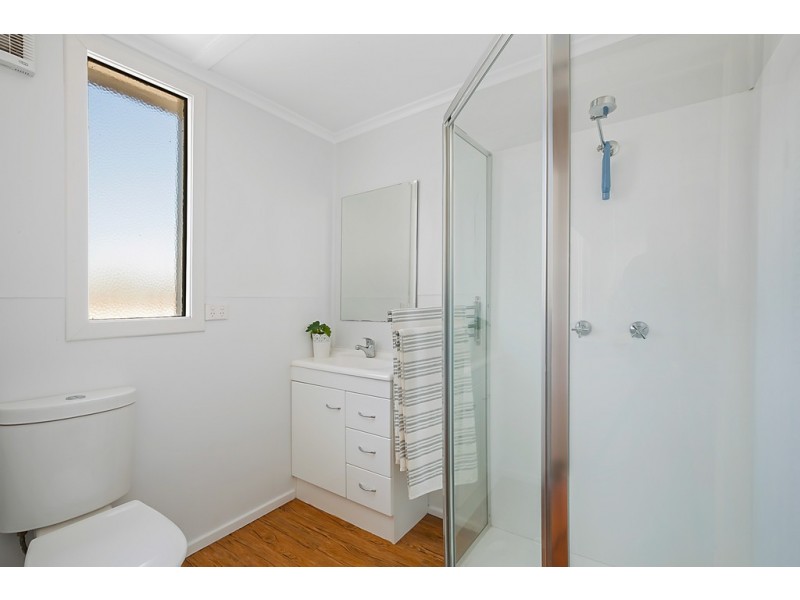 2/106 Taylor Street, Newtown QLD 4350