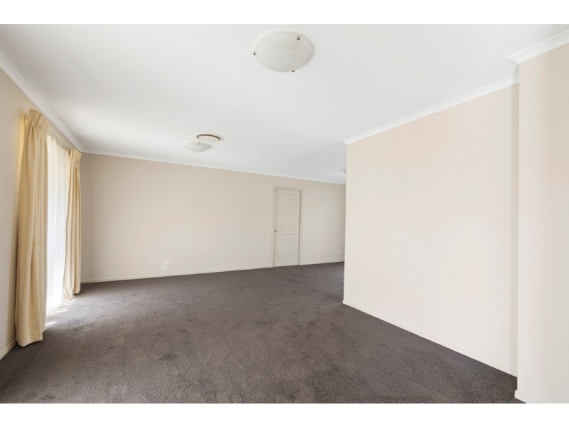 540 Hume Street, Middle Ridge QLD 4350