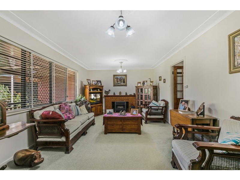 8 Long Street, Rangeville QLD 4350
