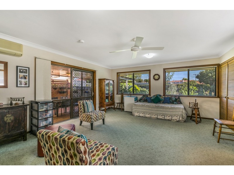 8 Long Street, Rangeville QLD 4350