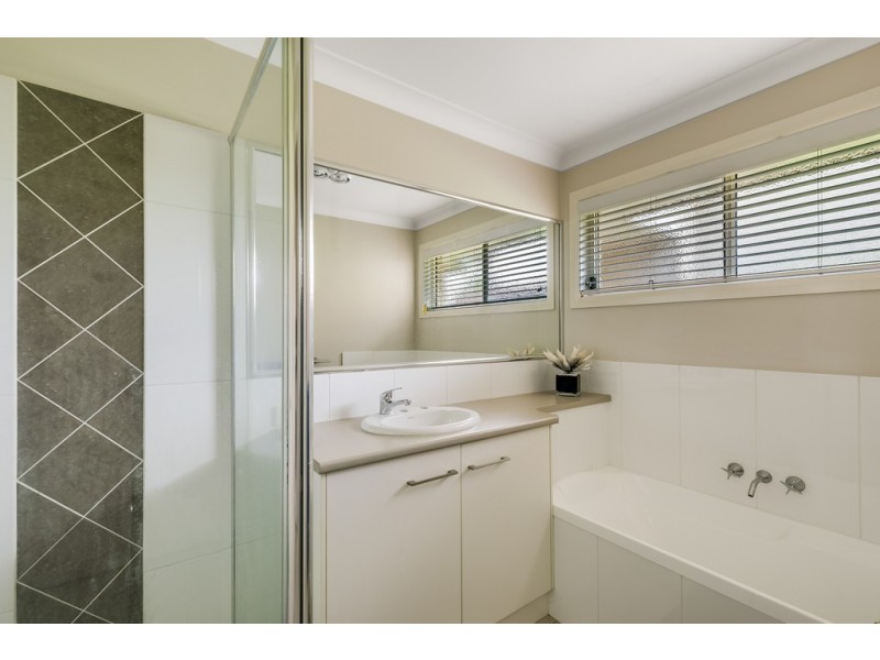 Unit 3/27 Highgrove Drive, Highfields QLD 4352