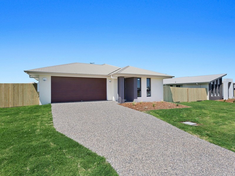 41 Myrtleford Crescent, Cambooya QLD 4358