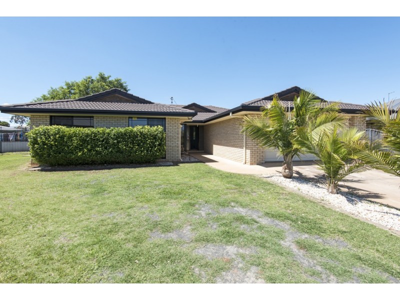 19 Jacquelyn Court, Oakey QLD 4401