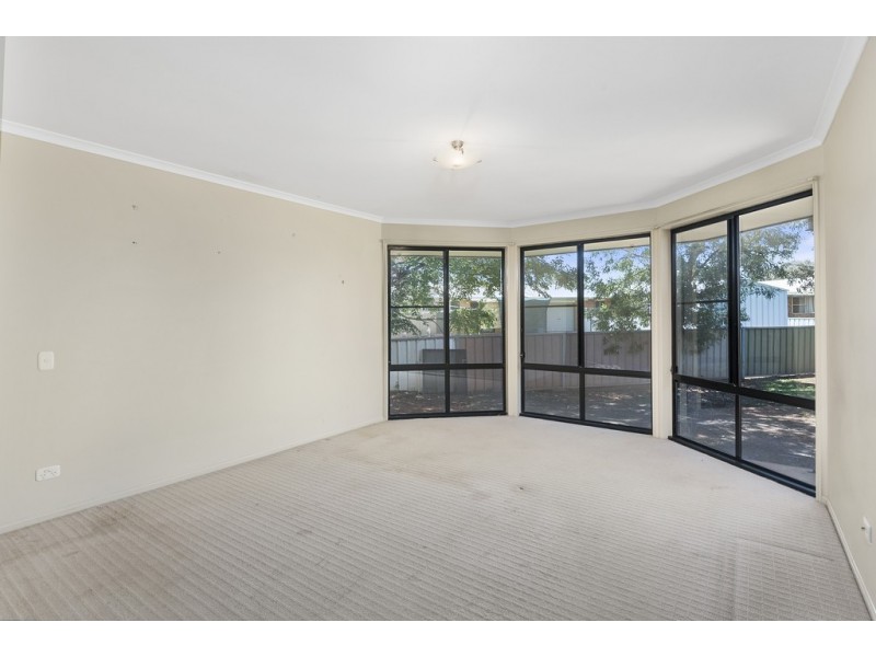 19 Jacquelyn Court, Oakey QLD 4401