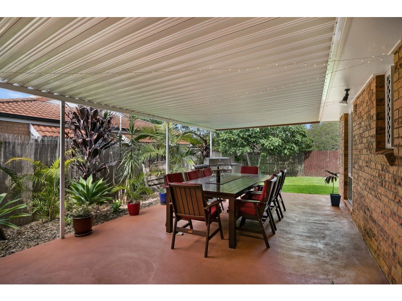 17 Fair Street, Rockville QLD 4350