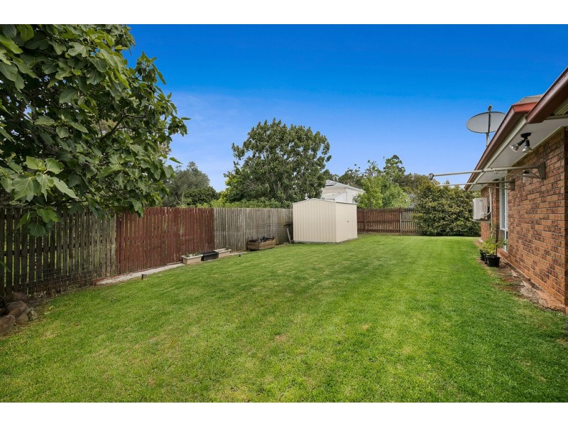 17 Fair Street, Rockville QLD 4350