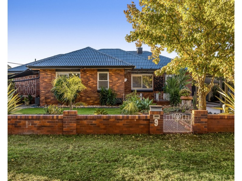 9 Phyllis Street, Harristown QLD 4350