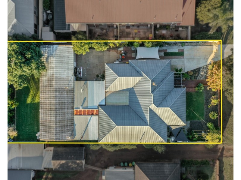 9 Phyllis Street, Harristown QLD 4350