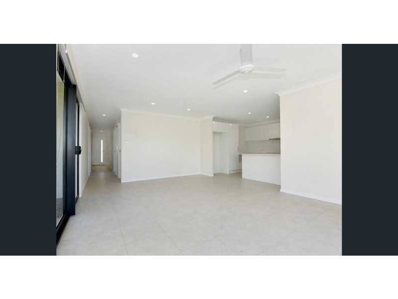 2/79 Sanctuary Drive, Cranley QLD 4350