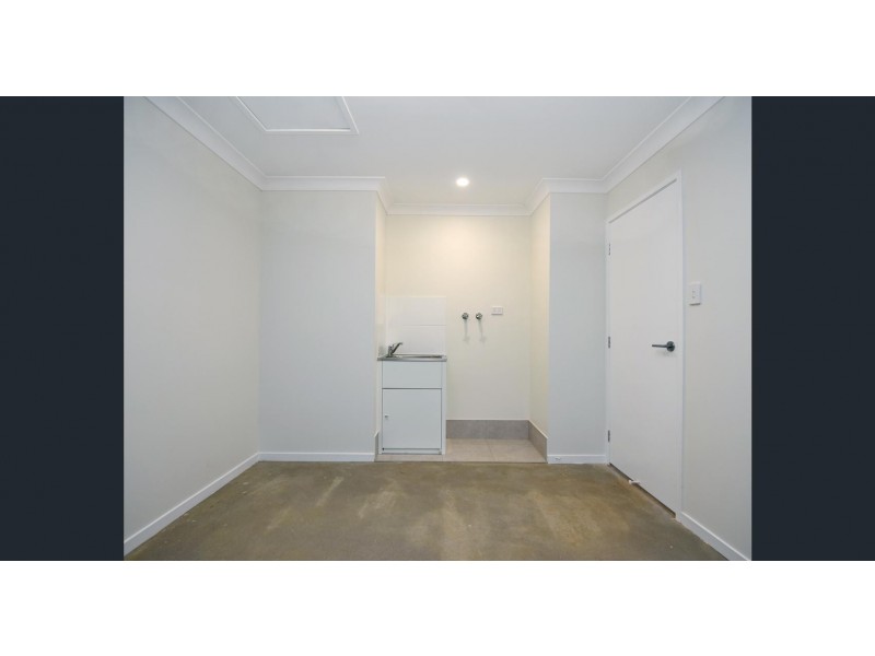 2/79 Sanctuary Drive, Cranley QLD 4350