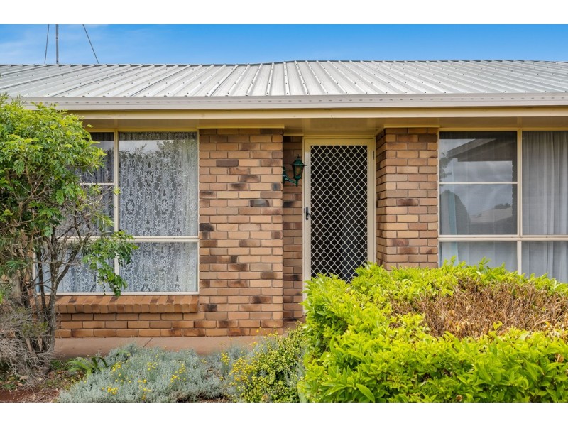 32 Cherokee Drive, Wilsonton QLD 4350